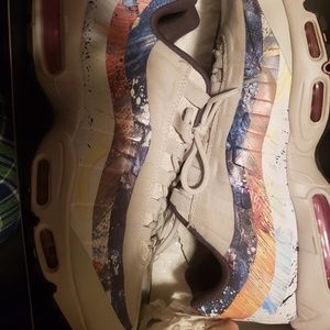 Nike air max dave white Rabbit  size 11